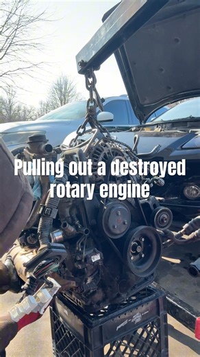 0 compression rotary engine? #cars #mechanic #cartok #rotaryengine #13b #rx8 #mazdarx8 #rx7 #car