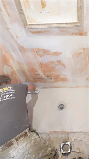 38K views · 512 reactions | Thinset for a shower floor tip  #diy #tile #homeimprovement #bathroomrenovation #bathroomremodelingteacher | Bathroom Remodeling Teacher | Facebook