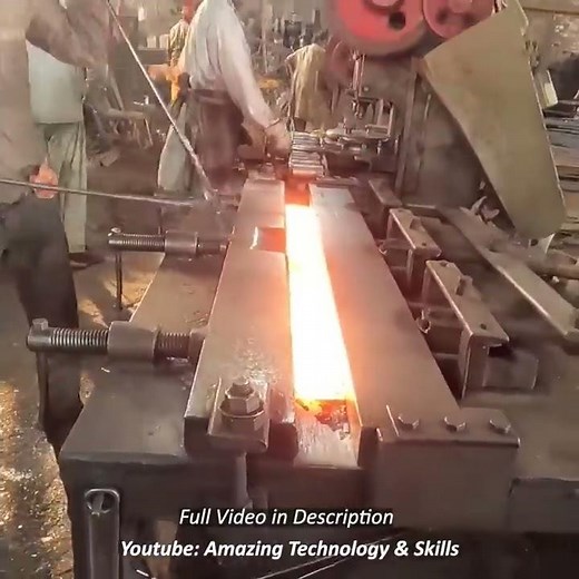 Truck Leaf Springs Manufacturing Process line in Pakistan Factory