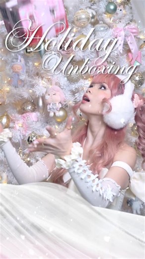 Mei Yan | holiday unboxing with @popmart_us and @peachriotofficial !!⛄️❄️✨ celebrate the holidays with the new Lil Peach Riot Holiday Mixtape Series... | Instagram