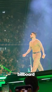 @maluma estuvo presente acompañando a @jbalvin en su show 😍🎤 | Billboard Colombia