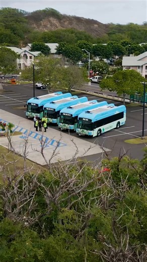 Four new, all-electric transit buses will be rolling out for driver training next week and for official Maui Bus passenger service starting the week of Jan. 5, 2026, the County of Maui Department of Transportation announced. “These zero-emission buses represent a major milepost in the County of Maui’s efforts to reduce local air pollution and modernize the Maui Bus fleet with quieter, cleaner technology,” said County Transportation Director Marc Takamori. “Our new buses help drive a more sustain