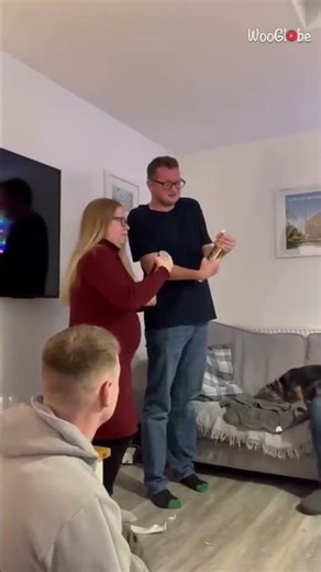 Gender Reveal: Hilarious Confetti Blaster Struggle || WooGlobe