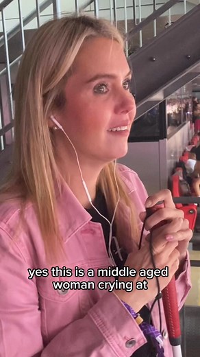 85K views · 1.2K reactions | Imagine being at a concert, surrounded...