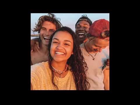 Outer Banks behind the scenes and cast clips season 1