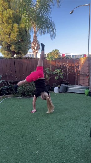Yesterday adventures instead of drinking with the girls on “Galentines” 😭I was Working on some things cartwheels, backbends just tumbling around trying to get flexibility back. #cartwheels #backbend #flexibility #gymnadtics
