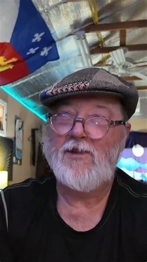 My first who Husker Du cassettes were bought by my mother for my 17th birthday from my friend Dan Nugent at Sooto records In Shreveport, La. But this was the Sooto records that was on Mansfield Road. It wasn’t the one everybody thinks of on Kings Highway. There was a short period of time when owner, Steve Timmons opened a store in Southern Hills. And that’s the store I wandered into looking for a psychedelic band called Rain Parade. Dan didn’t have a copy, but he gave me his personal copy and sa