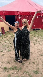 When you walk backstage having a very serious conversation with Demi Marriner that she thinks you need a new ‘fit’ for Belladrum and then you get immediately presented with this absolute delight from the absolute delight that is @sistersuzies !!! 🤯 Ealing blues - you were wonderful! I left the site without a voice (lost some where between riding out the storm and sunshine city) but I’m up one very sexy sparkly jump suit from the gorgeous @sistersuziestyle ! How lucky am I !! I also loved catchi