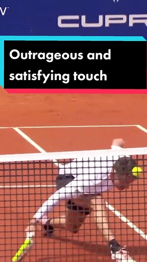 Alex De Minaur's Outrageous Touch at Barcelona Open 2021