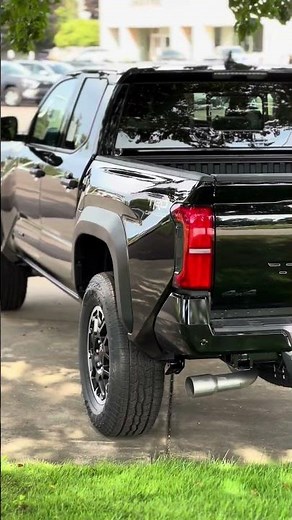 2025 Toyota Tacoma TRD Off-Road Double Cab
