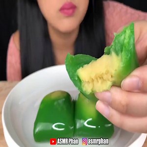 14K views · 155 reactions | ASMR GREEN FOODS SQUISHY CAKE (Sticky Eating Sounds) - Bánh phu thê bánh xu xê #Asmr #FoodASMR | Food ASMR | Facebook