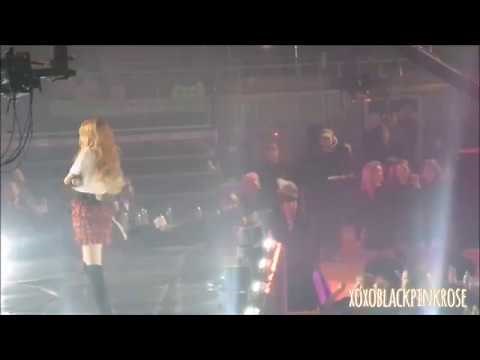 BTS' V dancing to Blackpink's PWF