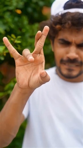 New magic finger tricks tutorial amazing 🤫😲💯 #magic #trending #youtubeshorts #viral #shorts