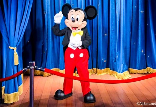How Tall is Mickey Mouse? - AllEars.Net