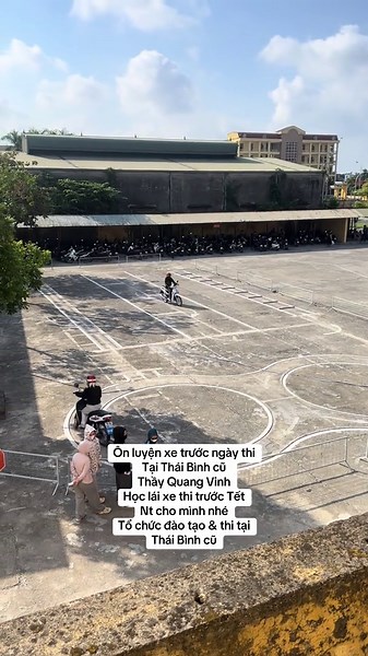 Ôn luyện lái xe máy trước ngày thi tại Thái Bình cũ