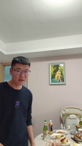 The beverage bottle opener