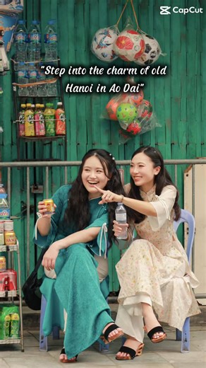 Ao Dai Photoshoot in Hanoi's Old Quarter