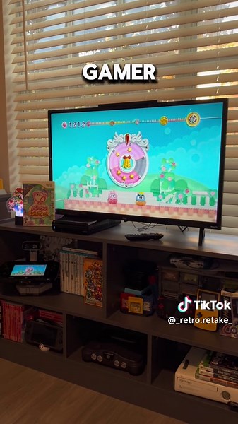 Kirby's Extra Yarn: Nostalgic Game Review