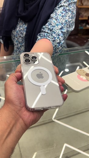 Pta iphone wo b itne kam rate pa?? . . . . . . . . . . . . . . . . . . . . . . . . . . . . . . . . . . . . . . . . . #fyppppppppppppppppppppppp #blowthisup #viralvideo #blowfyp #trendymobile