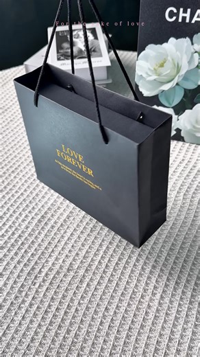 Exploring Different Colors of Pearls