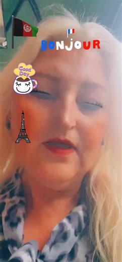 Casual Conversations at a Parisian Café