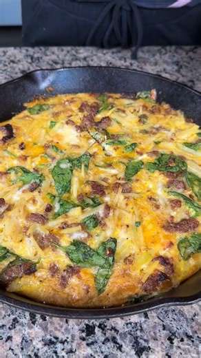 Simple one pan breakfast skillet