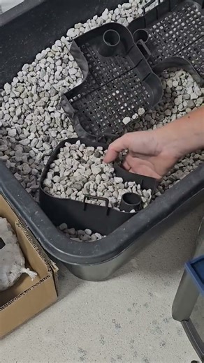 Quick load (oase biomaster 850 with pummicr)