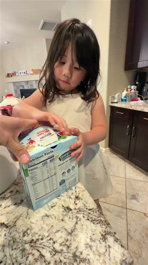 #foodvlog Chloe Seemed Really Satisfied After the First Bite of Yogurt.
