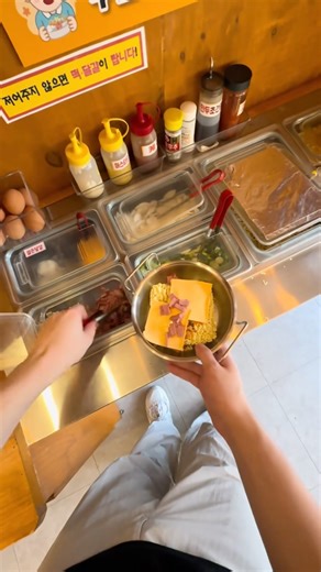 Convenience Store ASMR 🍜🥤 | Late Night Noodle Cooking