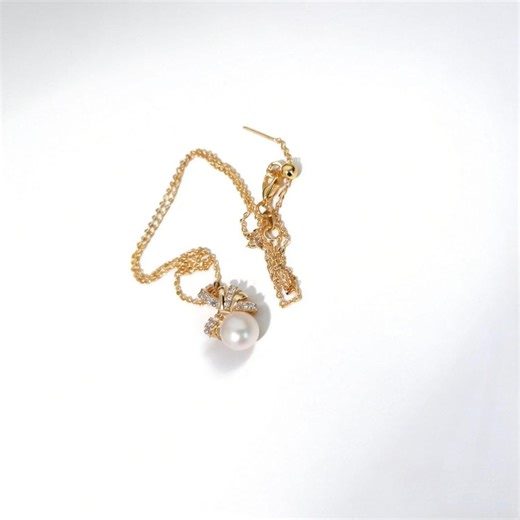 Pearl Necklace, Anniversary Gift, Girlfriend's Birthday Present, Classic Pendant, Romantic Gift (for Her) - Etsy