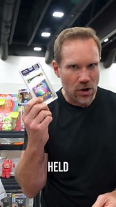 Fake PSA slabs exposed at a card show!