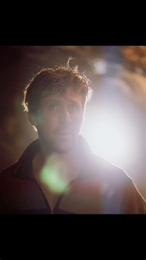 A Mysterious Experience — He Slept Next to an Alien！#movie #highenergy #scifi