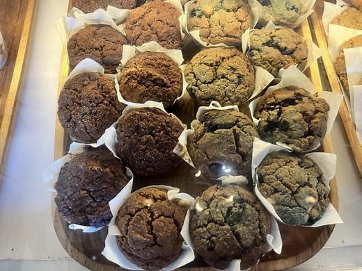 Sustainable café with local art: Lucky Tree Café & Makers Market