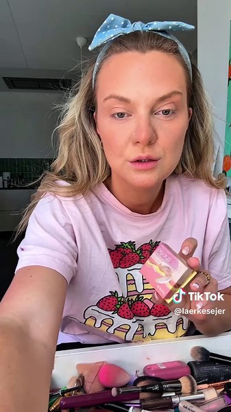GRWM: Lær at cake mit ansigt med dansk makeup