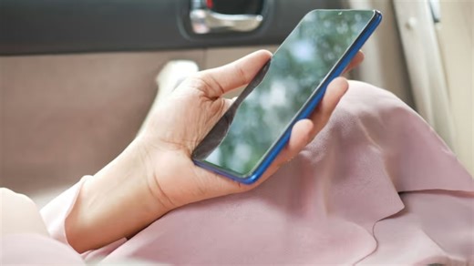 TRAI Rules: मोबाइल यूजर्स को खुशखबरी! अब सिर्फ 20 रुपए में 30 दिनों की वैलिडिटी... अचानक गायब नहीं होगा फोन का स‍िग्‍नल... सरकार ने कर दी ये व्‍यवस्‍था