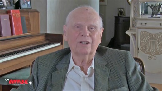 Paul Hellyer Full Interview: https://www.youtube.com/watch?v=3PPDHaIkVYA The Hannibal TV UFO Playlist: https://www.youtube.com/playlist?list=PLvoIHF4T3-L5_lzuU4HPJs87YTtqhUmHQ | The Hannibal TV