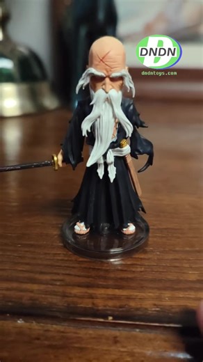 YZ Studio – BLEACH: Thousand-Year Blood War Arc Statue Character: Genryūsai Shigekuni Yamamoto 🔥 The ultimate embodiment of justice and absolute power! YZ Studio presents Genryūsai Shigekuni Yamamoto, Captain-Commander of the Gotei 13, from the Thousand-Year Blood War Arc. This statue powerfully captures his overwhelming spiritual pressure and the terrifying presence of the strongest Shinigami in BLEACH history. ✨ Product Highlights: \t•\tBrand: YZ Studio \t•\tCharacter: Genryūsai Shigekuni Yam