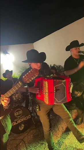 Las Chiquitas - Grupo Equipado #cumbia #ritmo #sabor #viral #baile