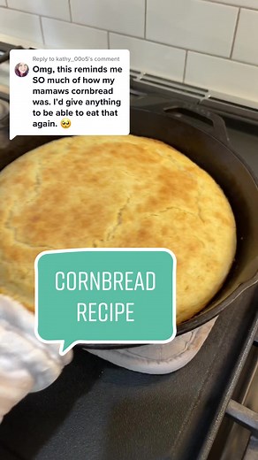 Bacon Grease Cornbread Recipe | Southern Country Cooking