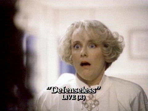 Defenseless (1991)