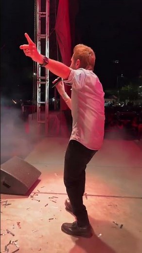 🎤💔 Solo te faltaba un concierto conmigo… para curar ese corazoncito 😉🔥