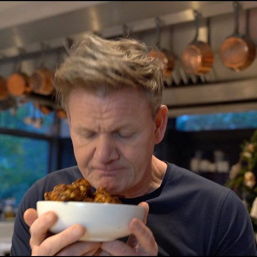 It’s a busy sports weekend and that means you need #wings ! Head to my stories to watch my full recipe....I think #HotOnes would approve 😉 Enjoy watching the #sixnations or #superbowl this weekend ! Gx watch it here: https://youtu.be/myVavHrIMpk | Gordon Ramsay