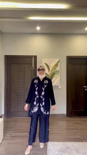 𝐉𝐚𝐧𝐧𝐚𝐭 𝐅𝐚𝐡𝐚𝐝 | Content Creator on Instagram: "Styling this outfit the way it deserves 🤍✨ Simple, chic, and so me. Saving this look for all my last-minute outfit days 👗💫 • • • • • | dress styling | outfit ideas | fashion reel | styling inspo | aesthetic outfits | trendy look | ootd reel | style inspiration | chic outfits | wardrobe essentials |"