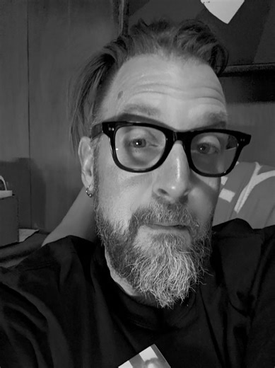 Strange Currencies Song by R.E.M. ‧ 1994 Stipe’s voice is doing that thing. That jagged, desperate crawl. It’s the sound of a man trying to bargain with a ghost. It’s a specific kind of ache. That mid-nineties Athens, Georgia soul. It sounds like a man standing on a street corner in the rain, trying to convince himself that the person he's looking for still exists. ​He’s not singing to the rafters. He’s singing into a cracked mirror. ​The production is thick. Dense. It’s got that feedback that d