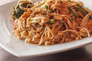Fresh and Fast Pad Thai