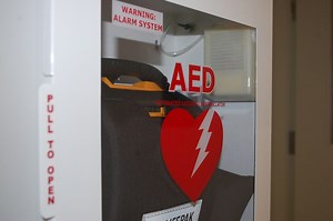 VSB votes on defibrillators in schools
