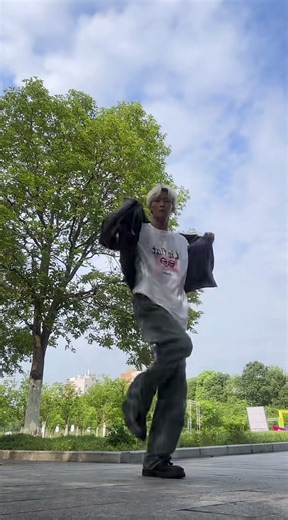 RIIZE's Cover of Boom Boom Bass: Dance and Energy