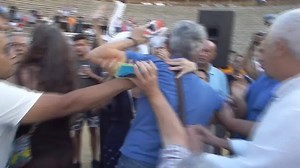 Wednesday, an old activist Lady was attacked by pro-Bullfighting while she protested peacefully in the Alicante Arena (Spain). Violence towards Animals is the same as towards Humans. Article in Spanish:http://www.diarioinformacion.com/cultura/2017/06/14/antitaurinos-manifiestan-hogueras-sangre/1905848.html | Bulls Defenders United