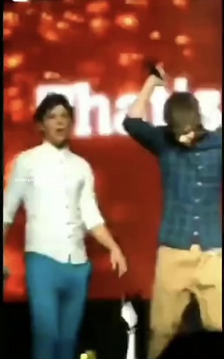 and i oop- #louistomlinson #fyp #foryoupage #foryou #oop #💙