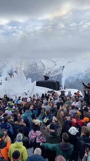 84K views · 3.1K reactions | When Boris Brejcha plays on the French Alps ❄️ Track ID: Boris Brejcha - Space Diver ️ | MUSIC LIFE | Facebook